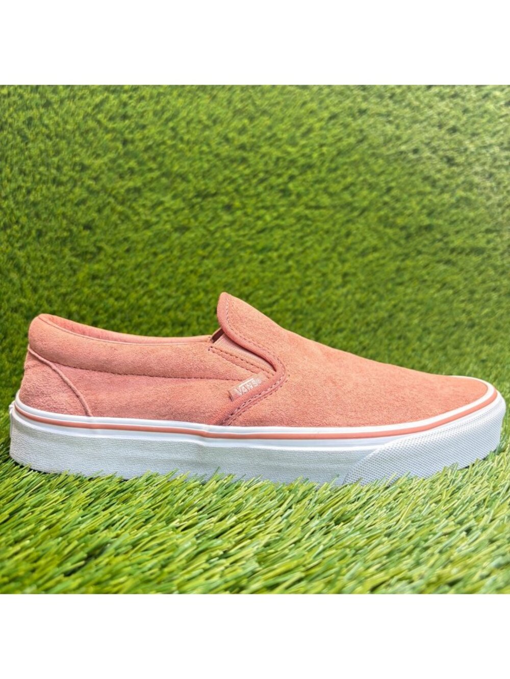 Vans Classic Slip-On Mens Size 8 Womens 9.5 Pink White Athletic Shoes Sneakers